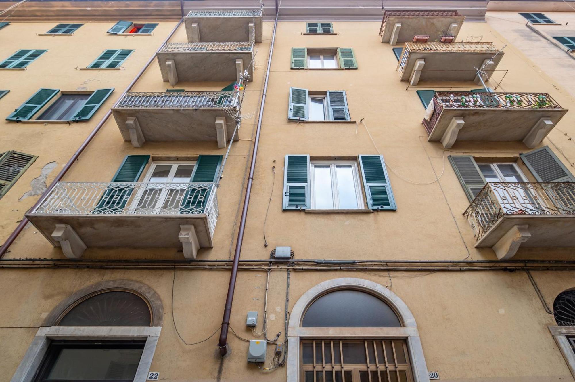 Castello San Giorgio & Railway Station Lovely Flat La Spezia Bagian luar foto